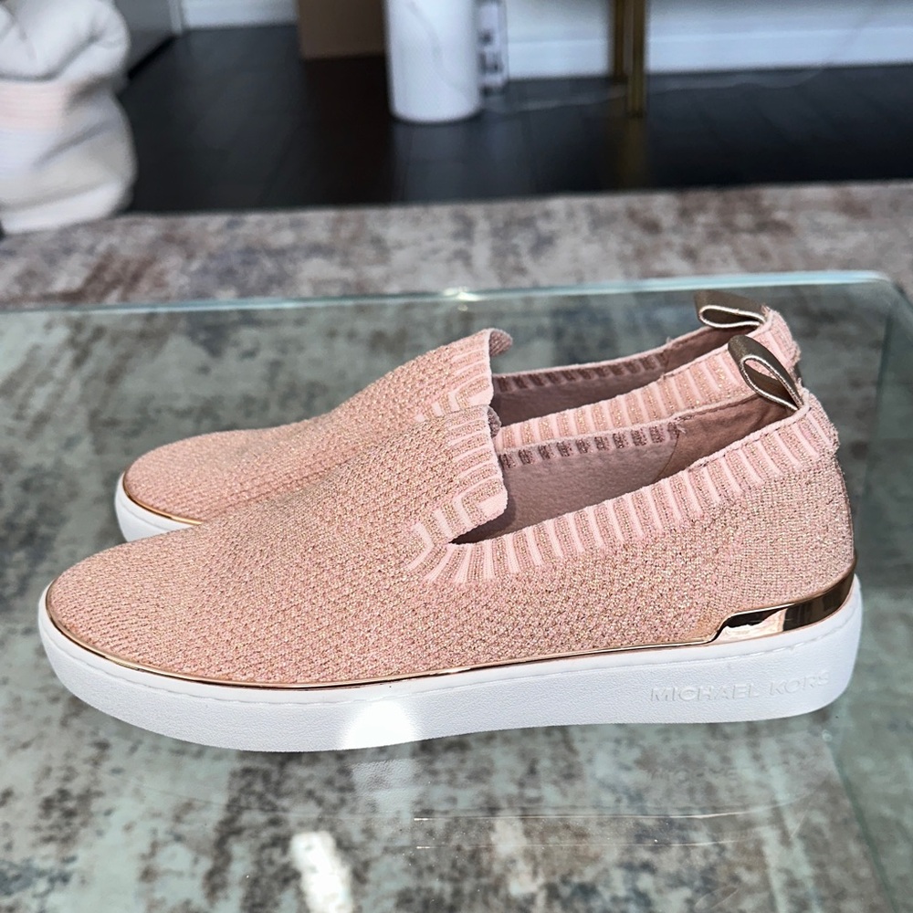 Michael Kors Women's Pink Slip-On Sneakers 7.5 - Picture 4 of 6